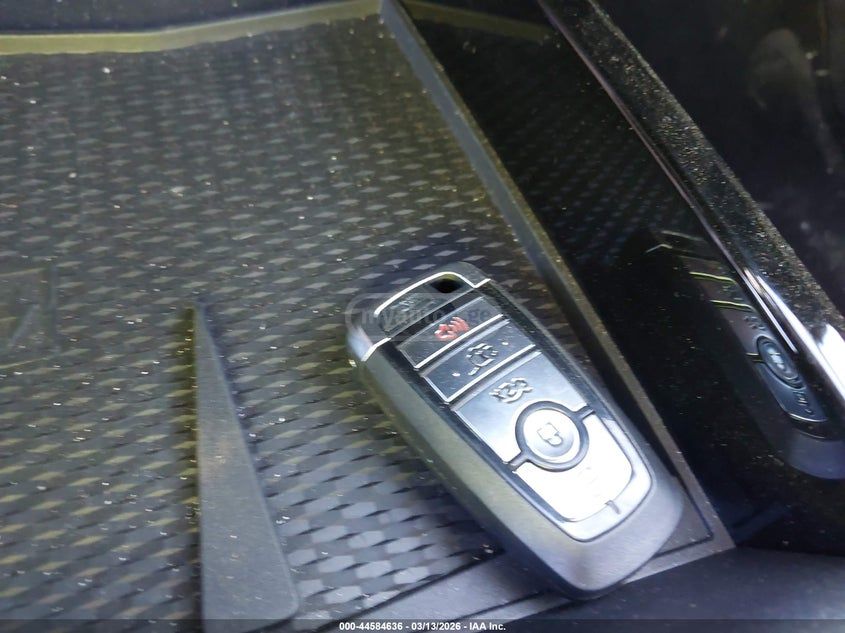 Ford Mustang Mach-E PREMIUM 2025 — миниатюра 11