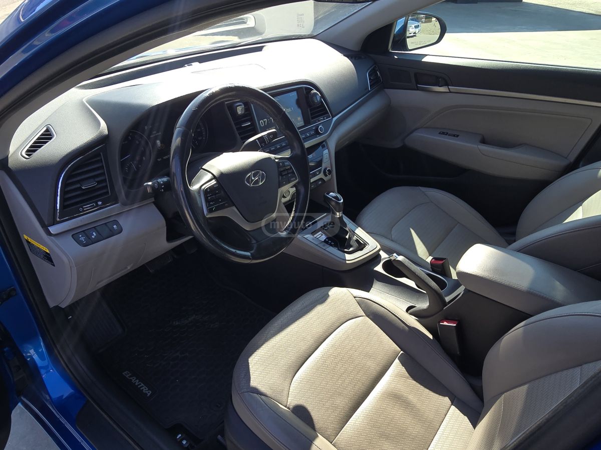 Hyundai Elantra - фото 6