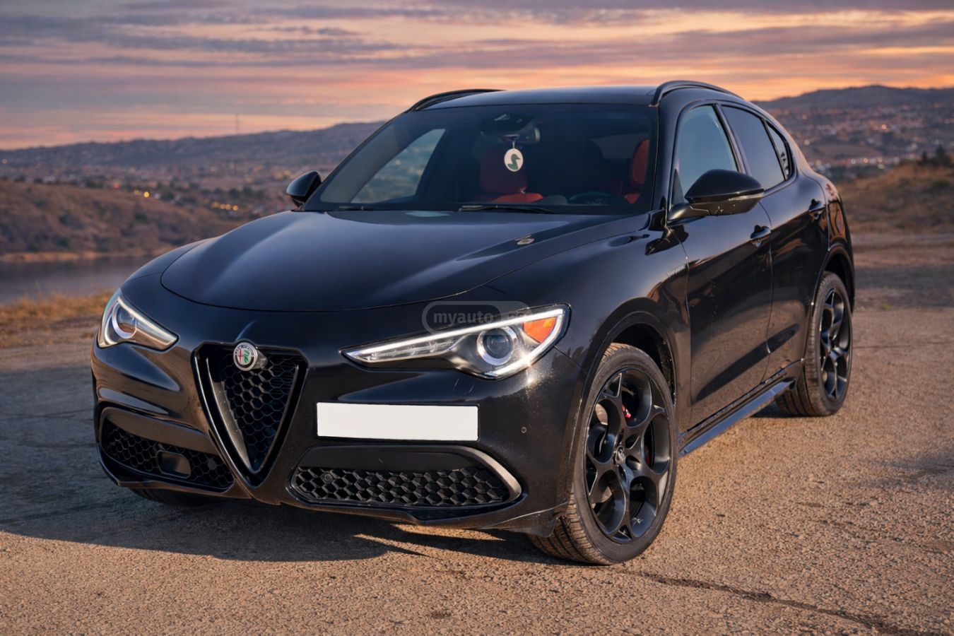 Alfa Romeo Stelvio - фото 1