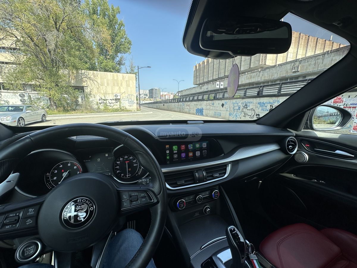 Alfa Romeo Veloce — миниатюра 8