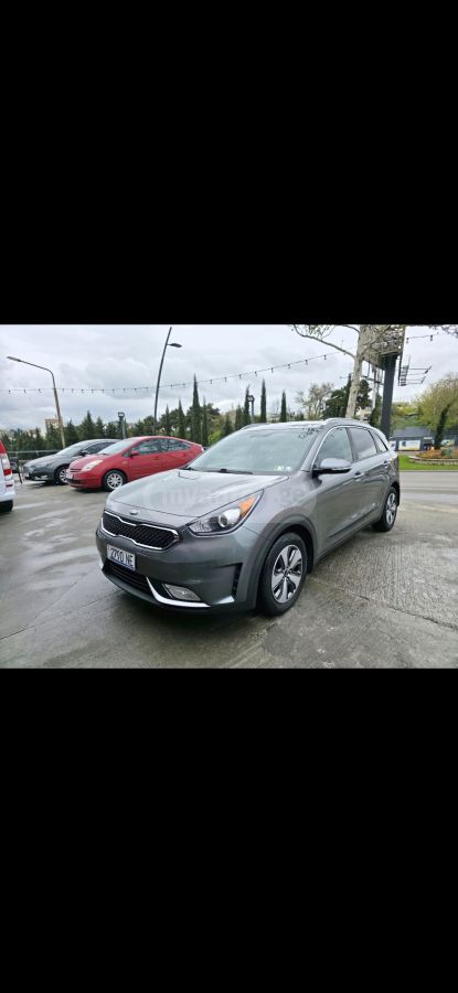 Kia Niro - фото 12