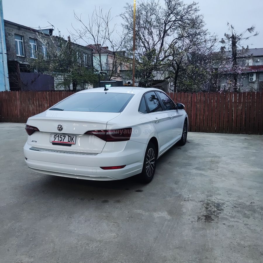 Volkswagen Jetta - фото 10