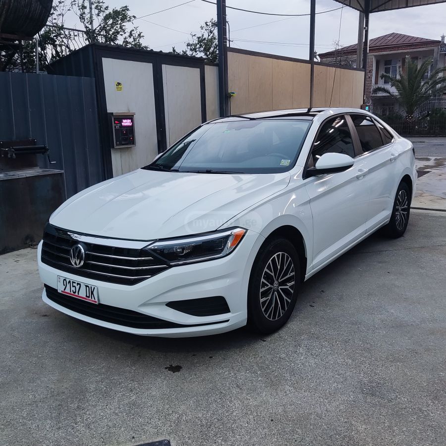 Volkswagen Jetta - фото 2