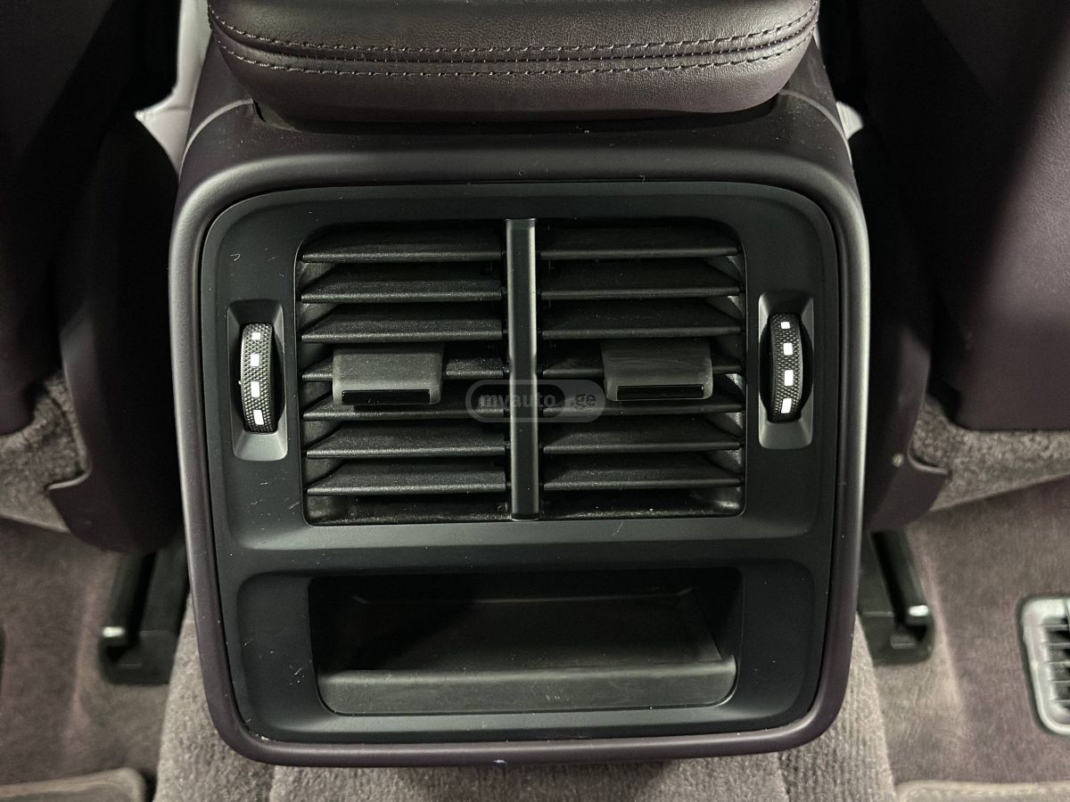 Porsche Taycan 4 S 2023 — миниатюра 14