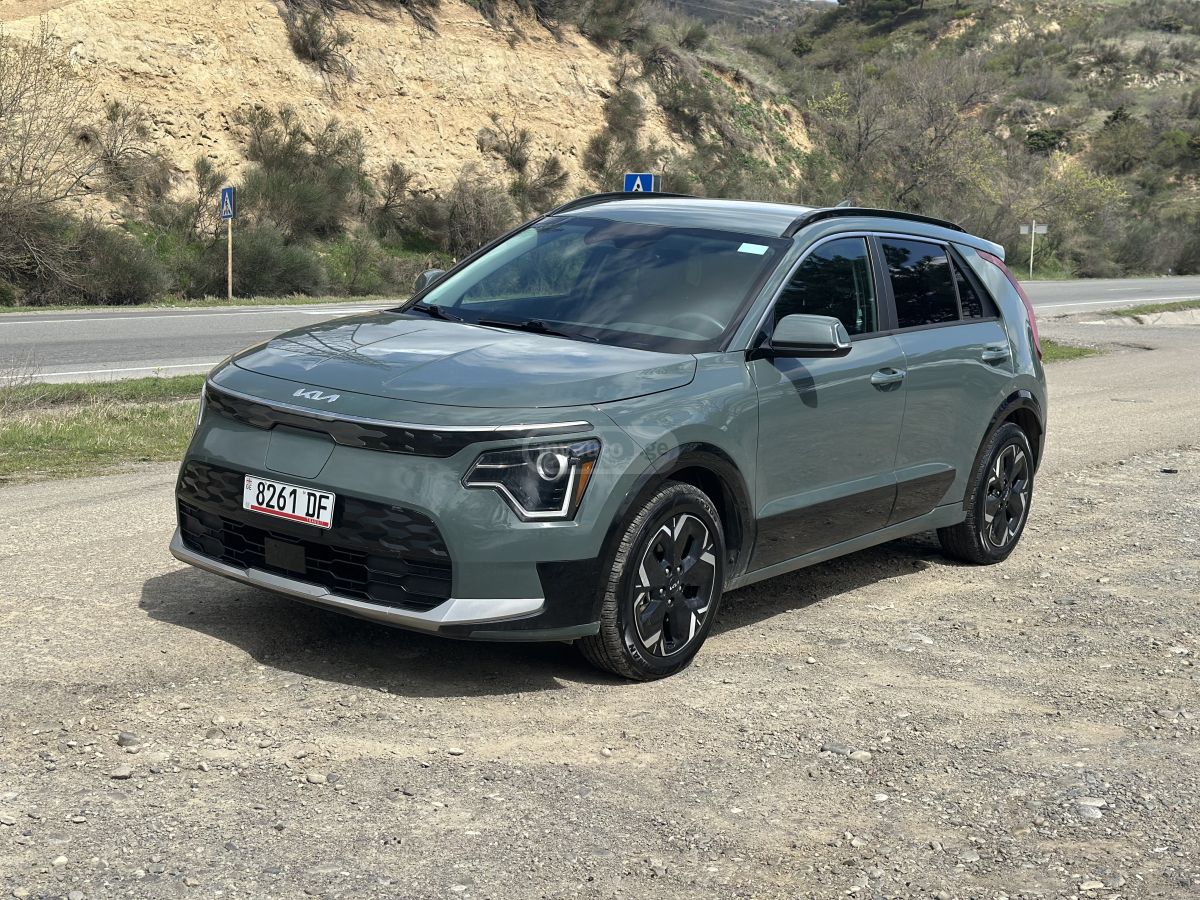 Kia Niro - фото 1