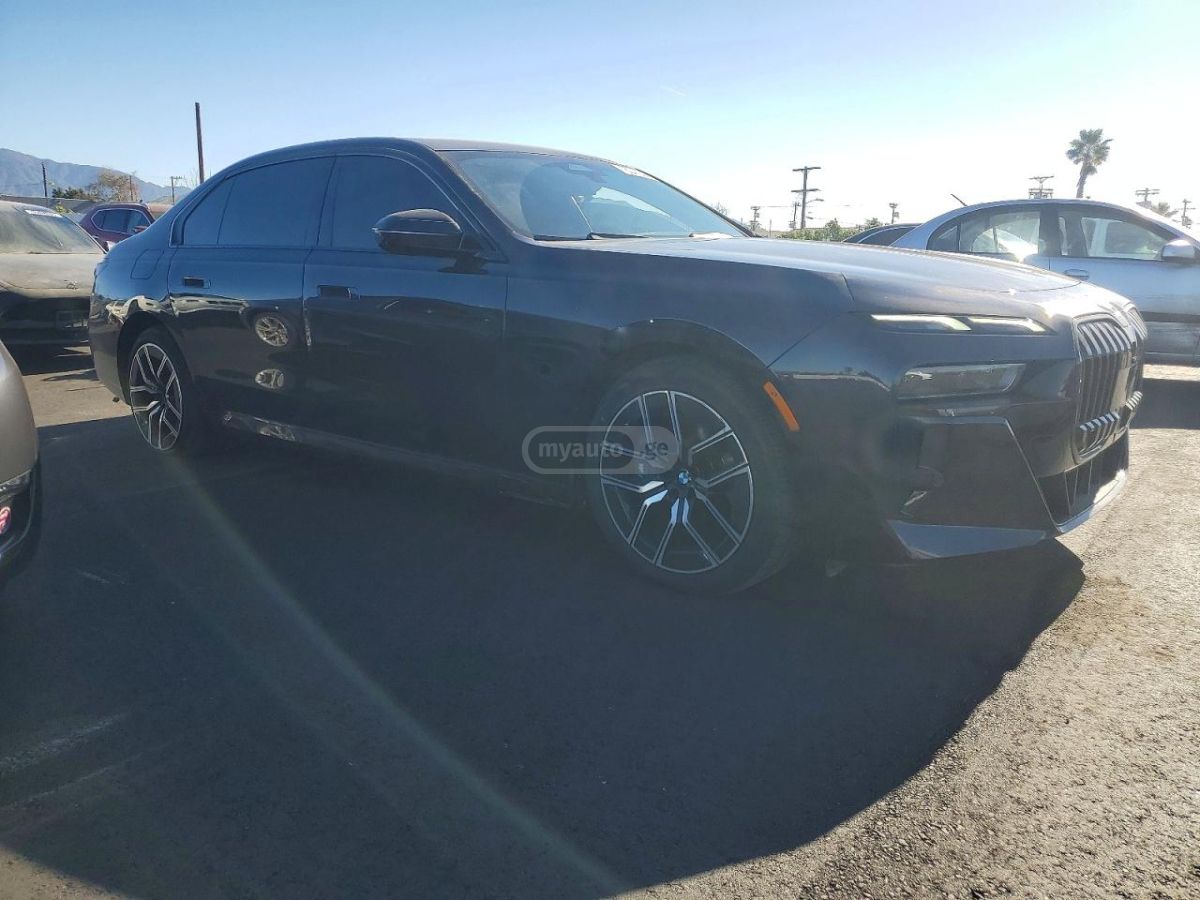 BMW 740 2023 — миниатюра 4