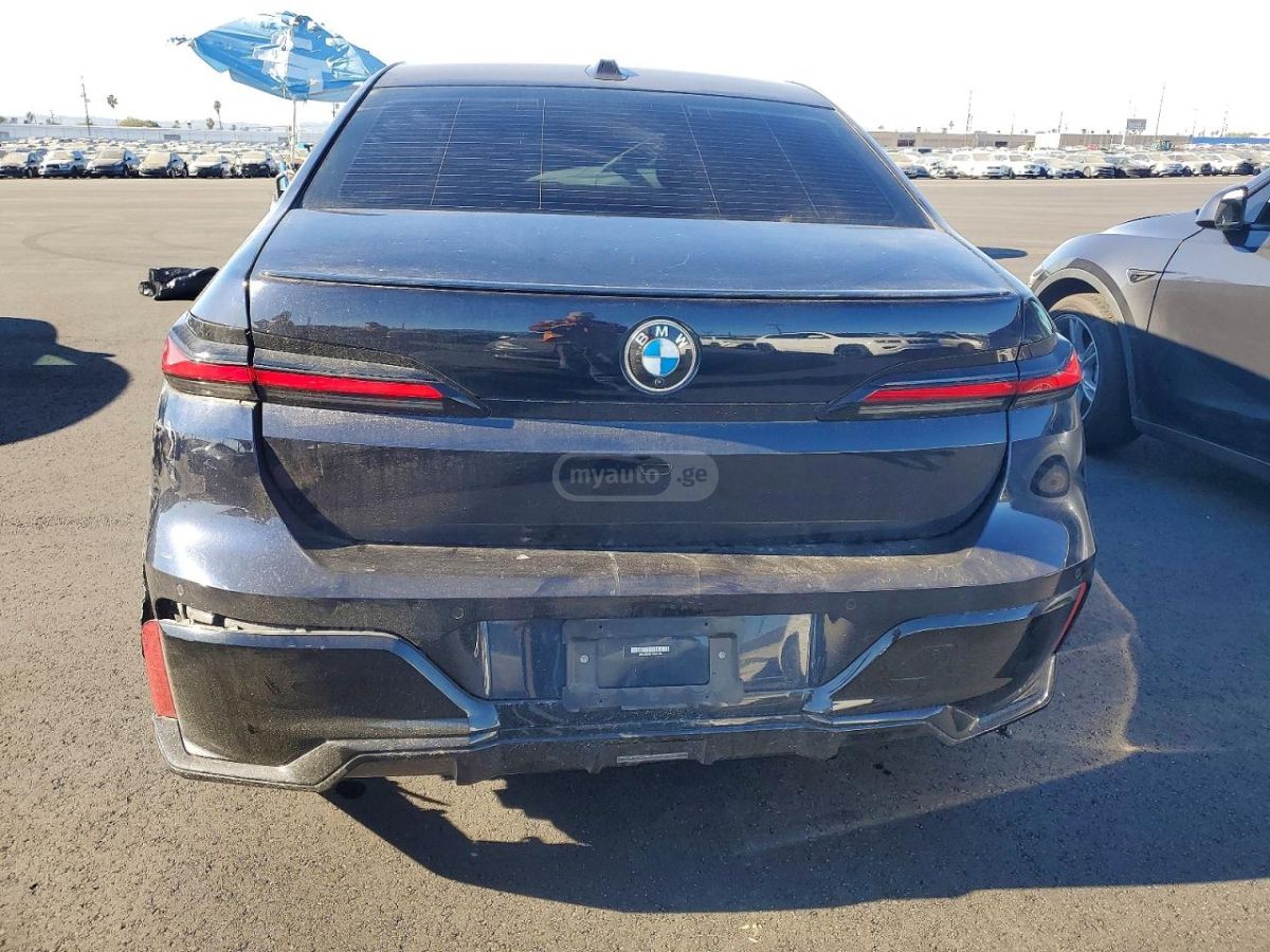 BMW 740 2023 — миниатюра 6