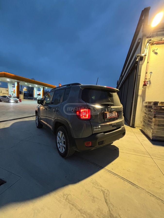 Jeep Renegade - фото 4