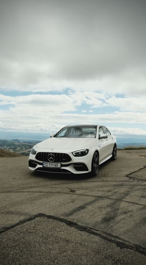 Mercedes-Benz E 63 AMG 2022 — миниатюра 4