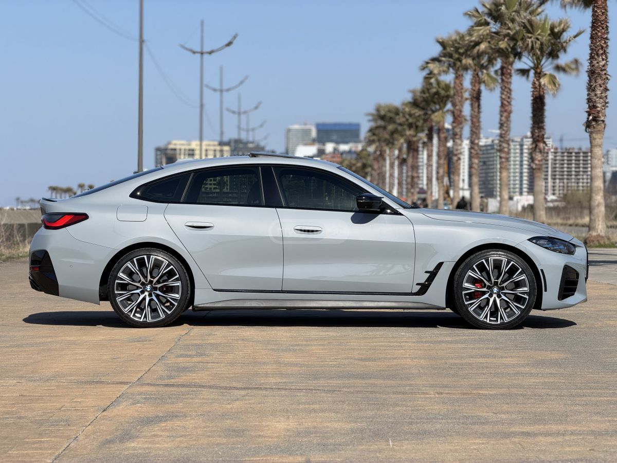 BMW i 2dr Rear-Wheel Drive Coupe A — миниатюра 3