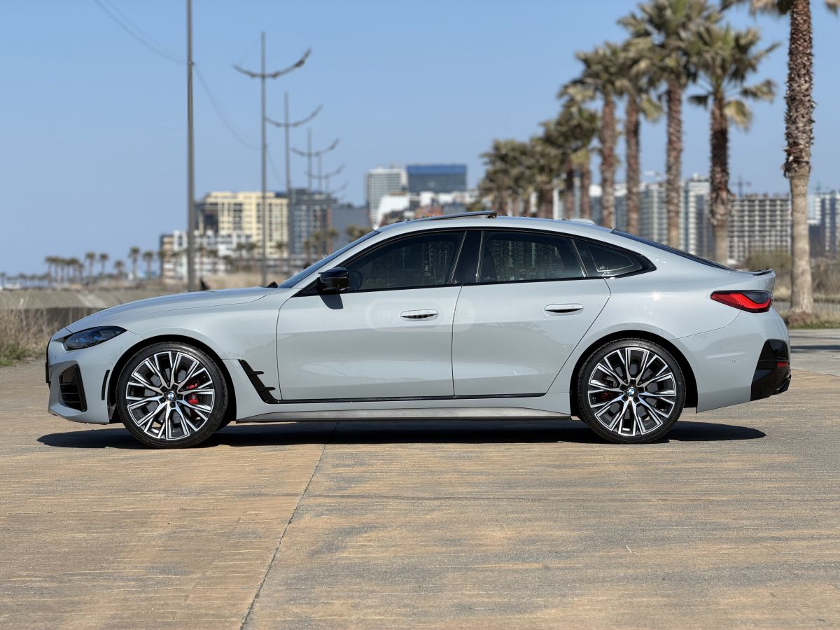 BMW i 2dr Rear-Wheel Drive Coupe A — миниатюра 4