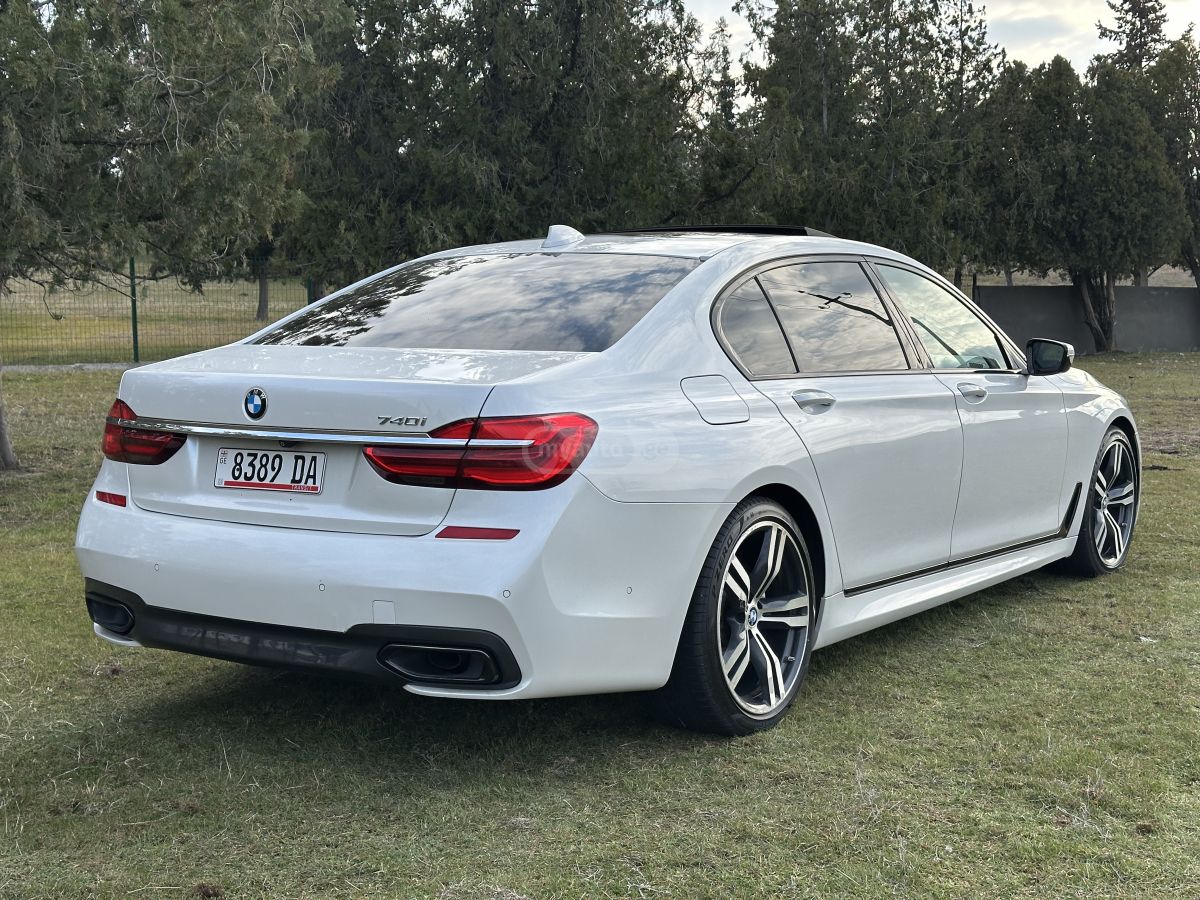 BMW 740 - фото 3