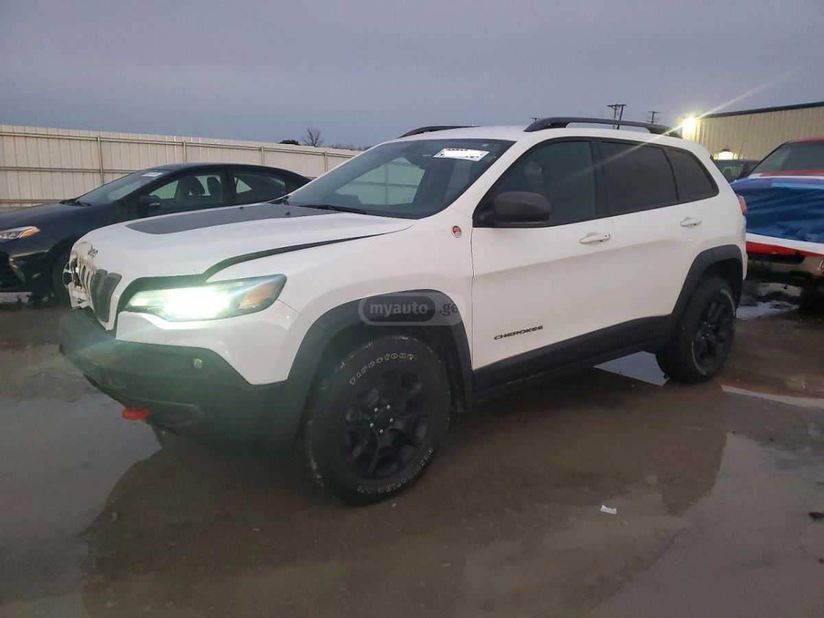 Jeep Cherokee - фото 1