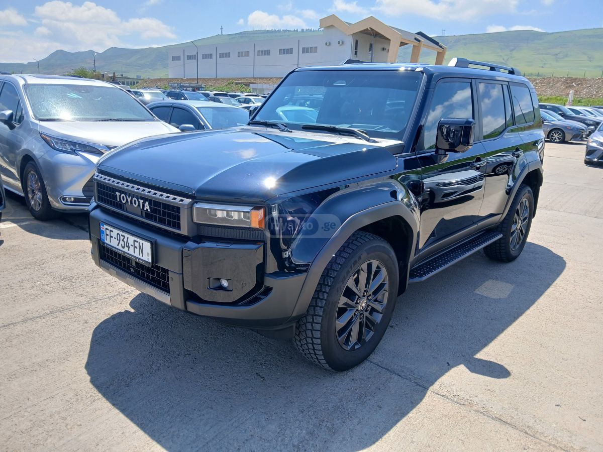 Toyota Land Cruiser Prado - фото 2