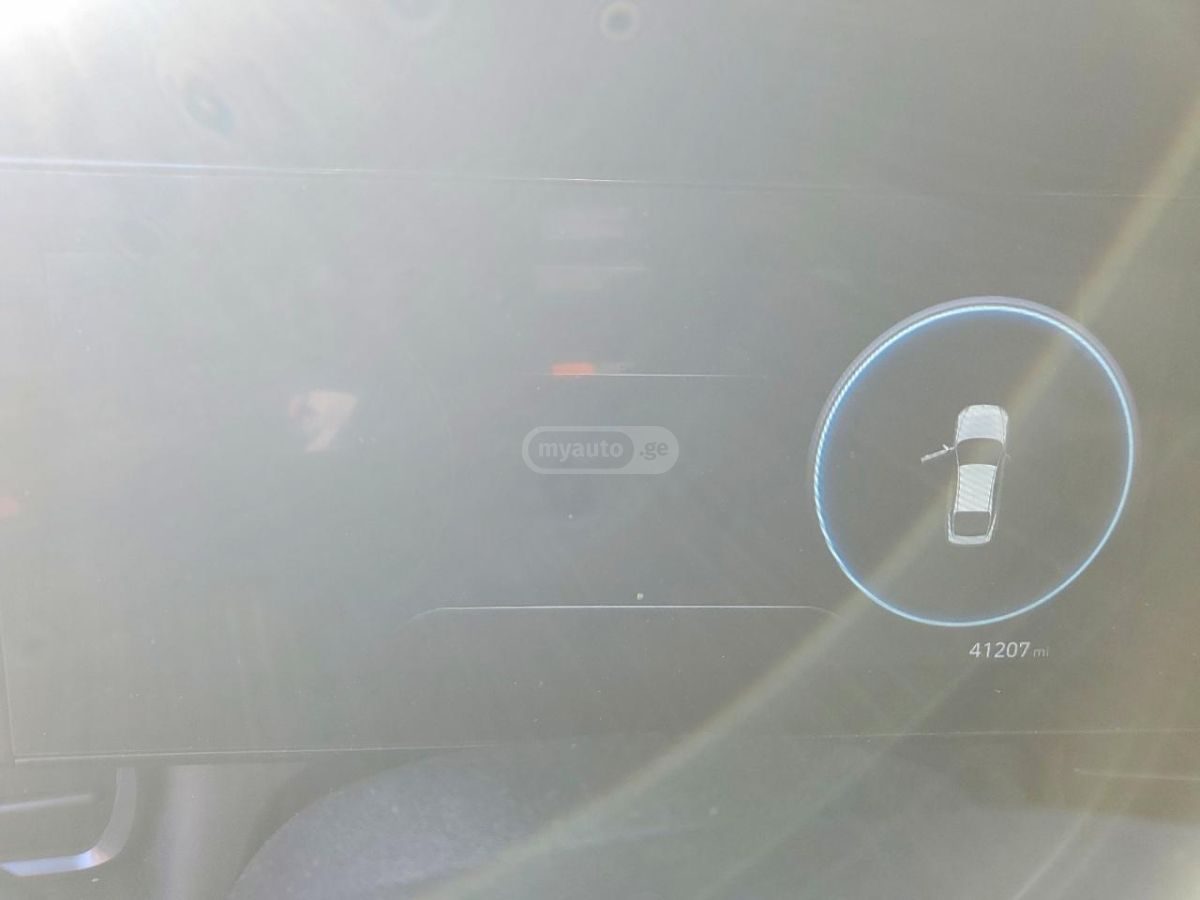 Hyundai Elantra - фото 9