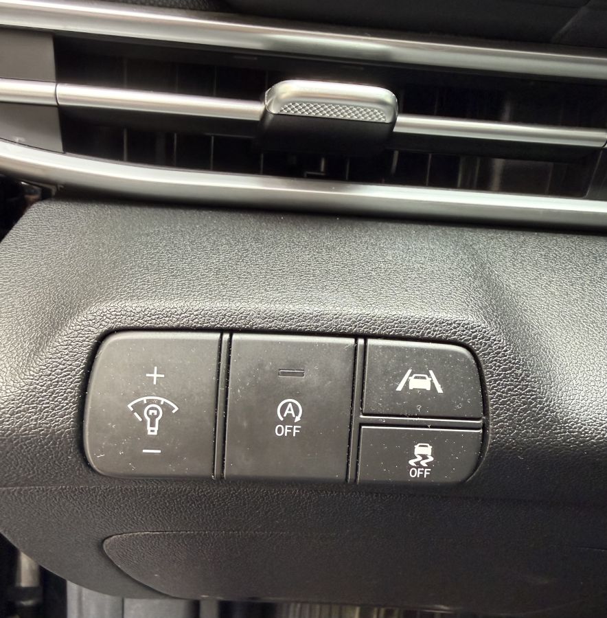 Hyundai Elantra - фото 15