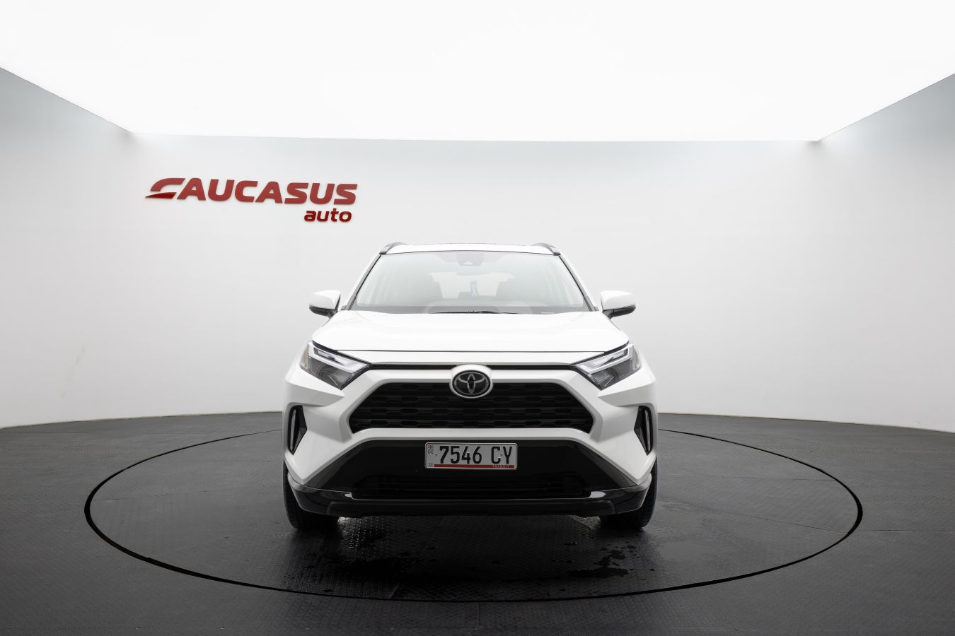 Toyota RAV 4 - фото 2