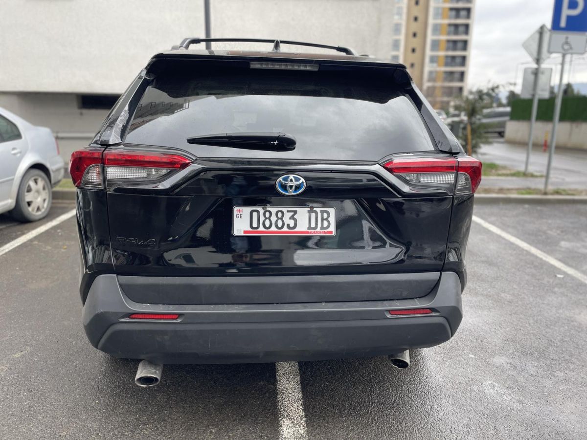 Toyota RAV 4 - фото 7