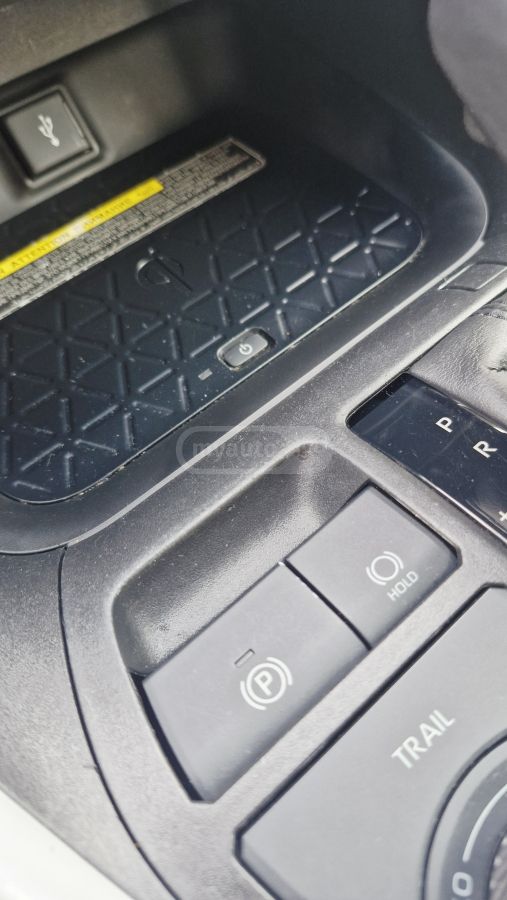 Toyota XLE Premium 4dr All-Wheel Driv — миниатюра 11