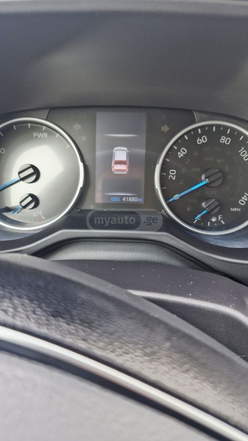 Toyota XLE Premium 4dr All-Wheel Driv — миниатюра 4