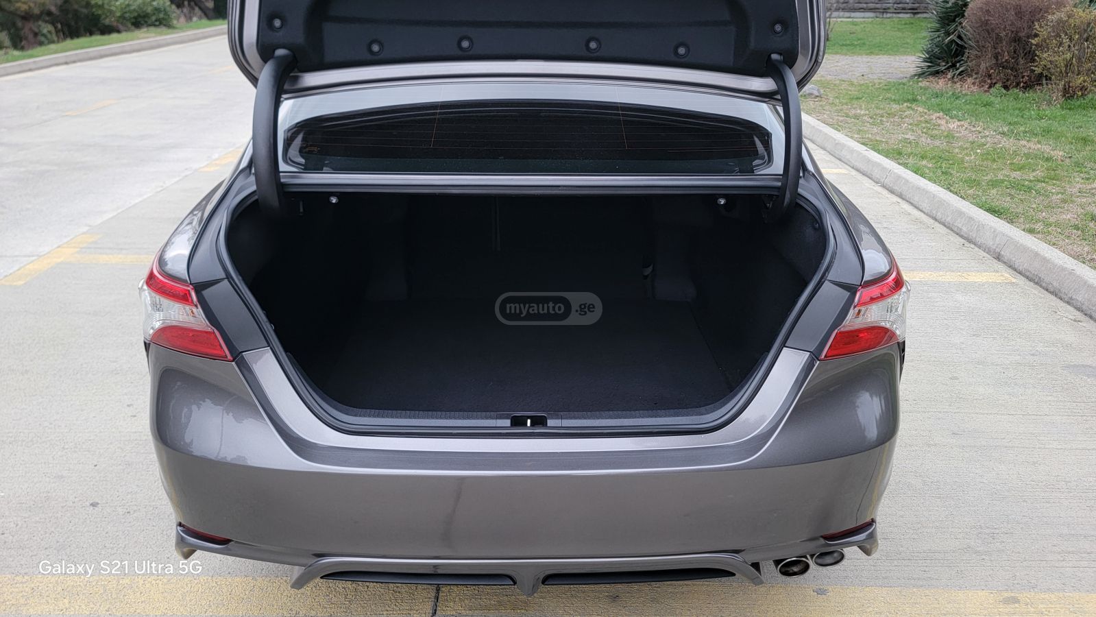 Toyota Camry - фото 11