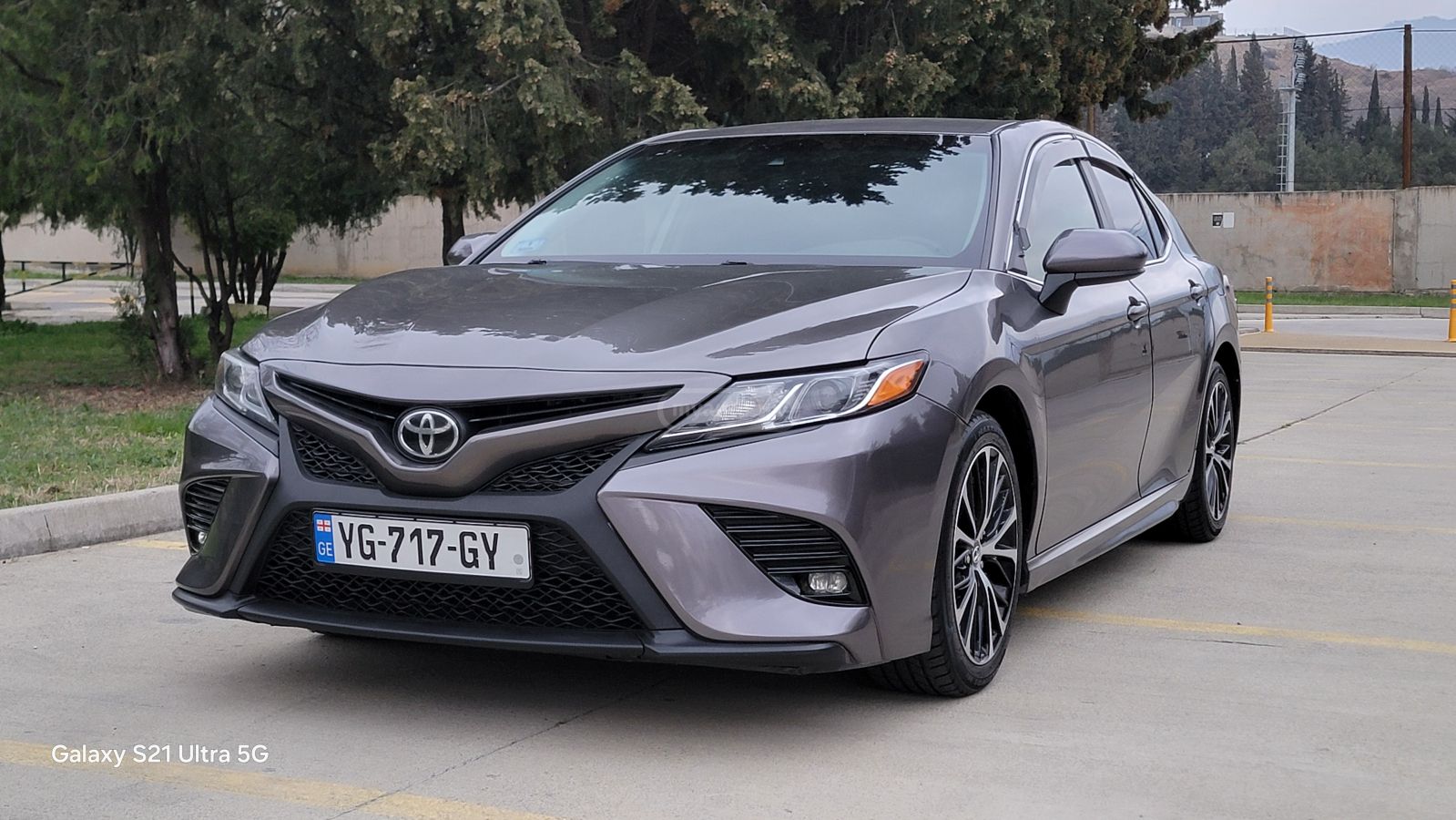 Toyota Camry - фото 3