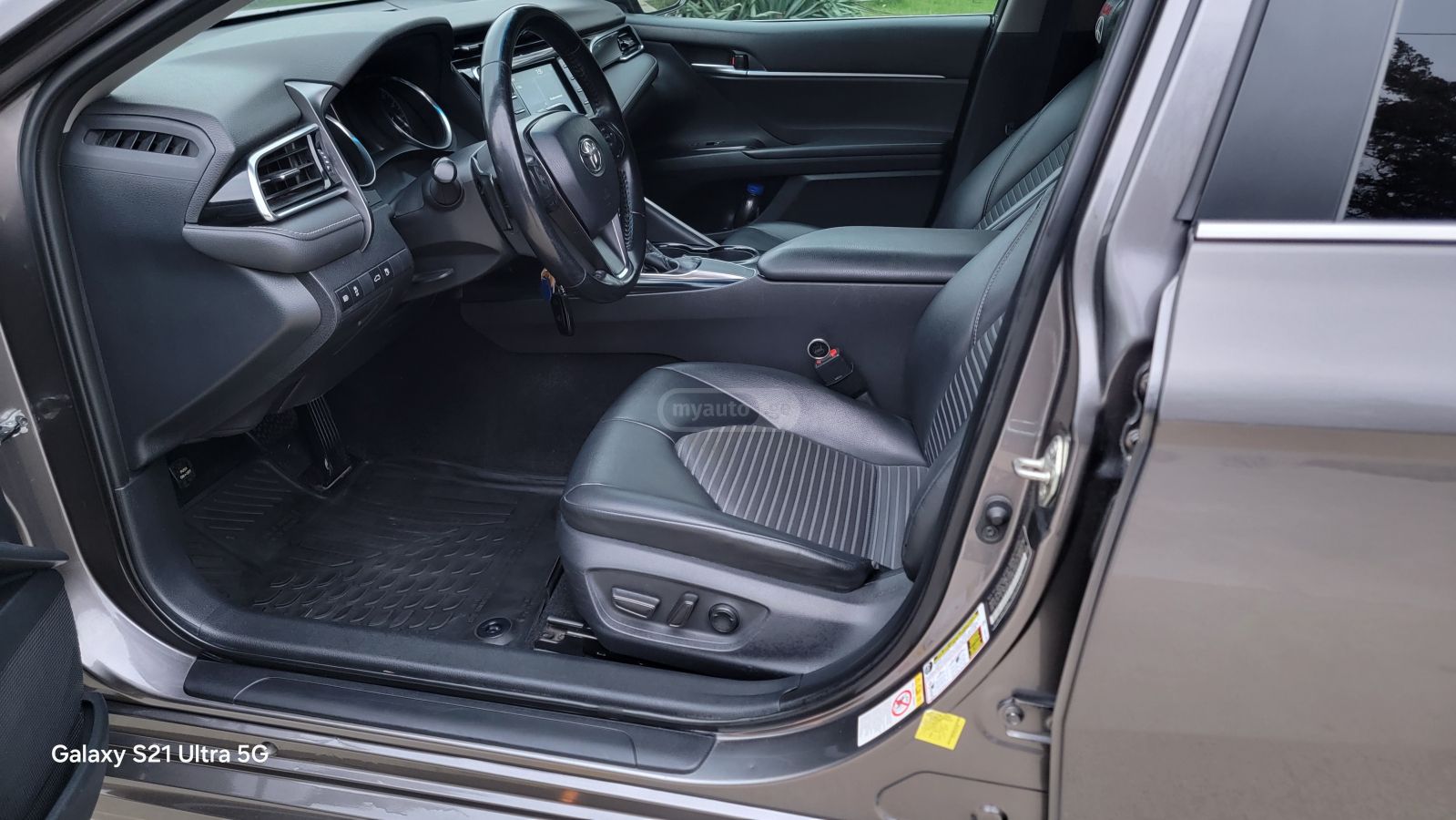 Toyota Camry - фото 9