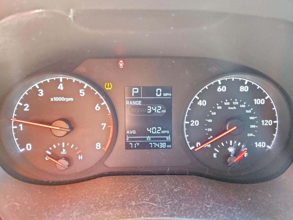 Hyundai Accent - фото 9