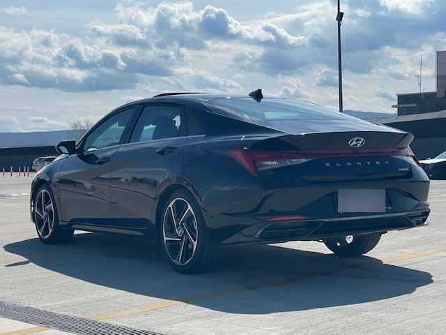 Hyundai Elantra - фото 5