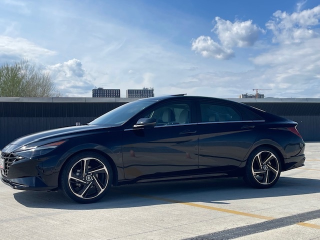 Hyundai Elantra - фото 6