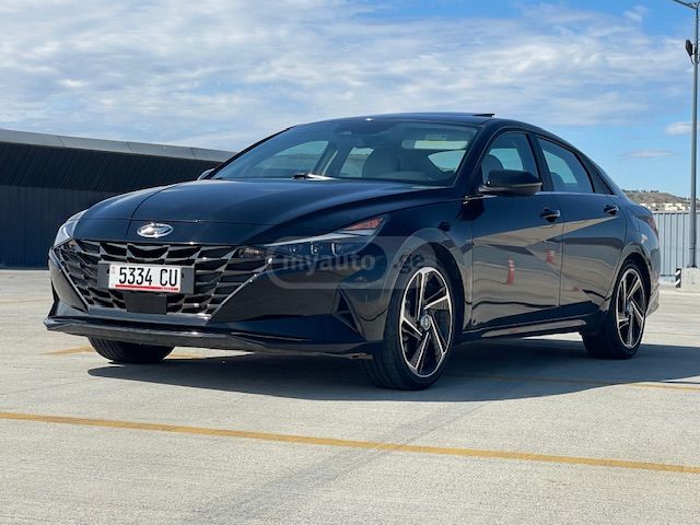 Hyundai Elantra - фото 7