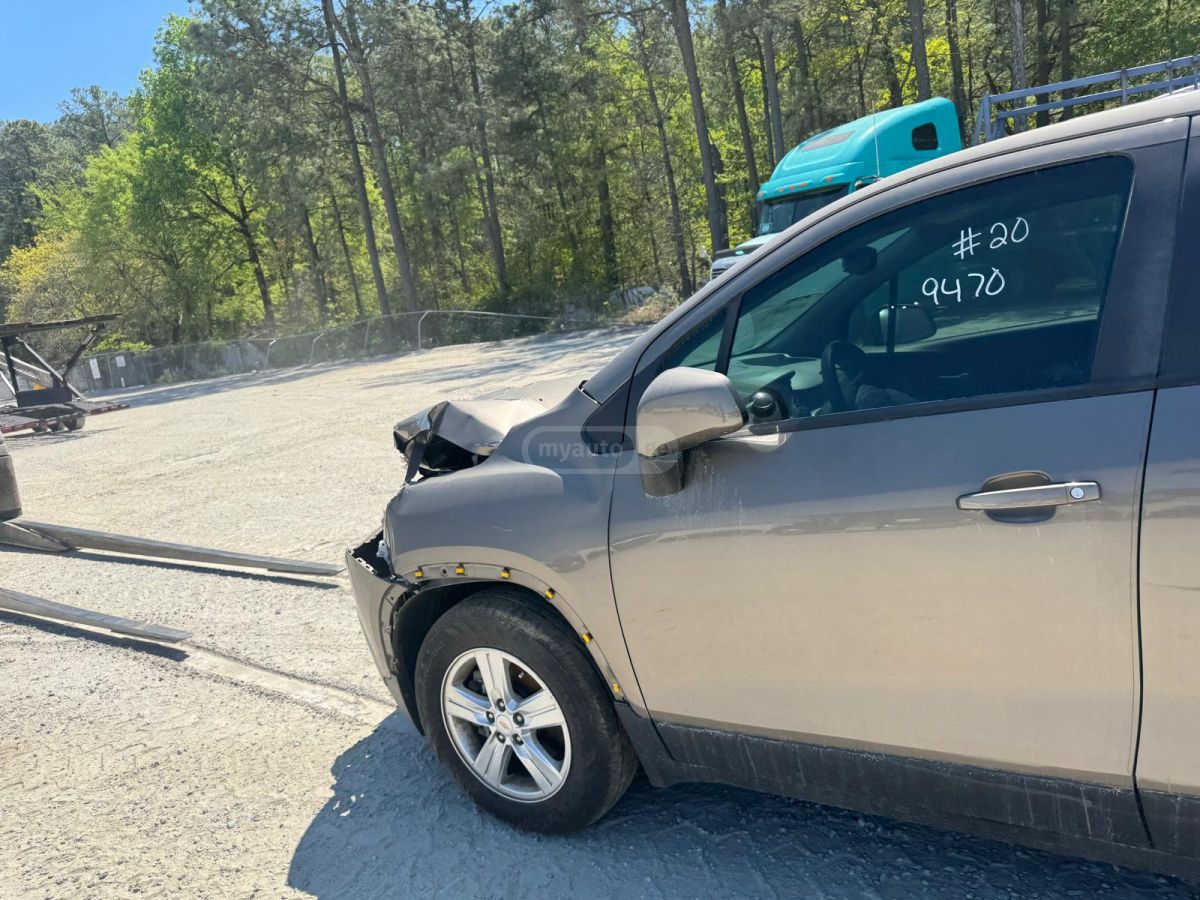 Chevrolet Trax - фото 10