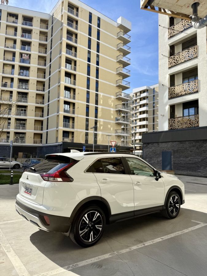 Mitsubishi ПРОХОДНОЙ 03/22 — миниатюра 5