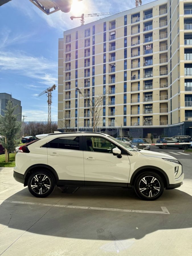 Mitsubishi ПРОХОДНОЙ 03/22 — миниатюра 6