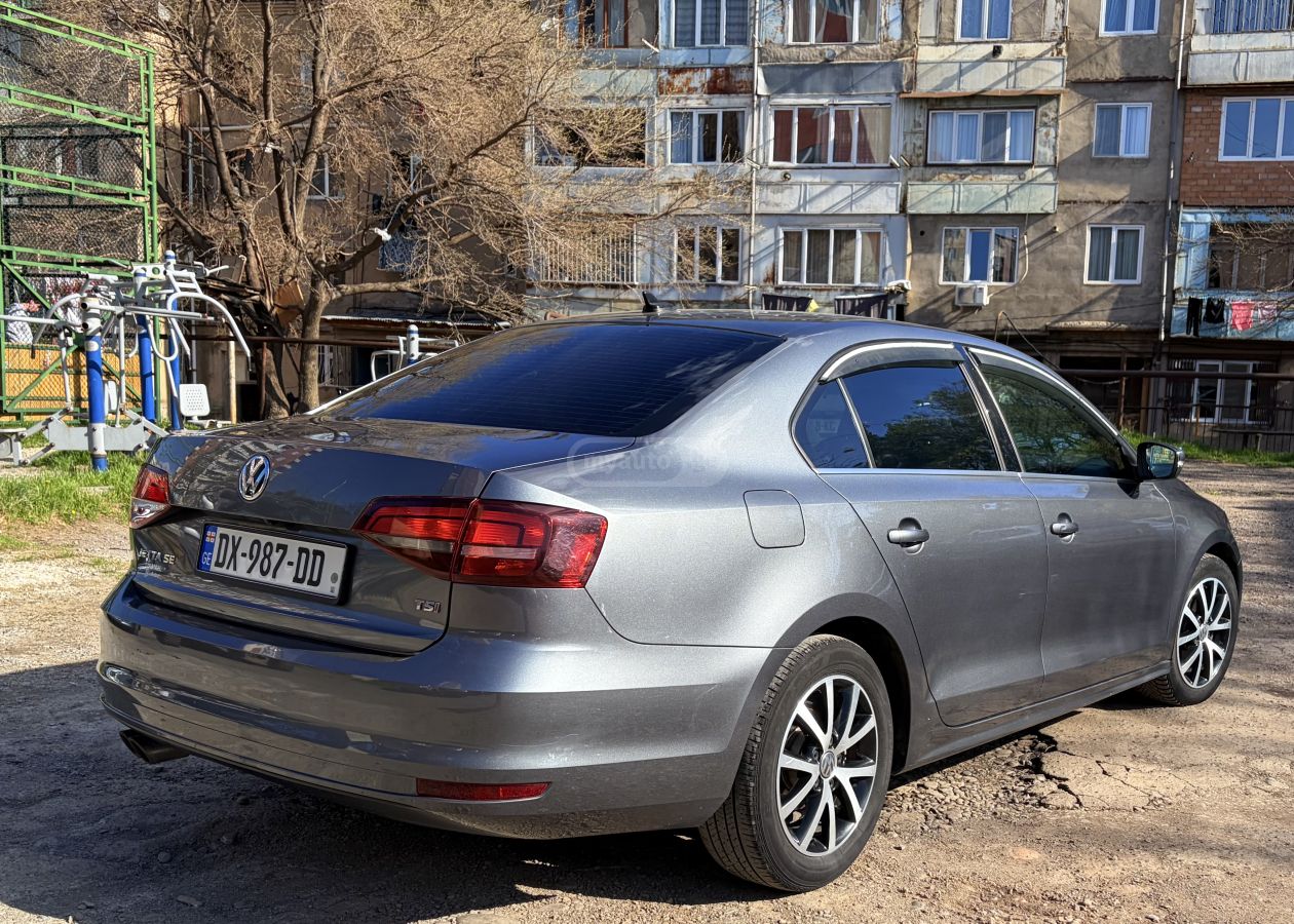 Volkswagen Jetta - фото 9