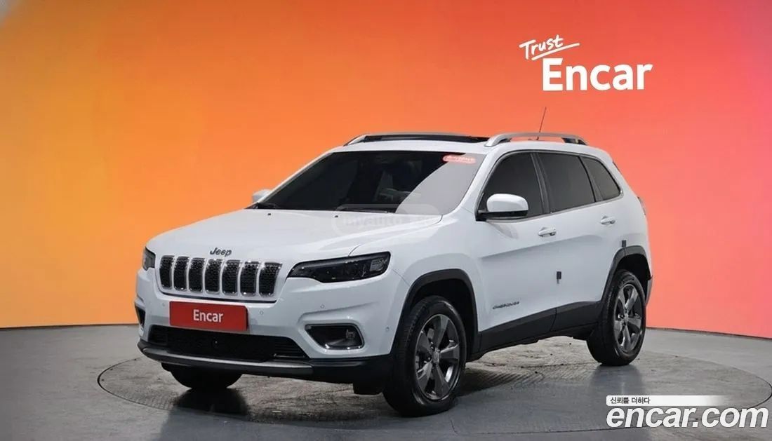 Jeep Cherokee - фото 1