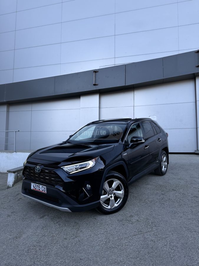 Toyota Rav 4 - фото 1