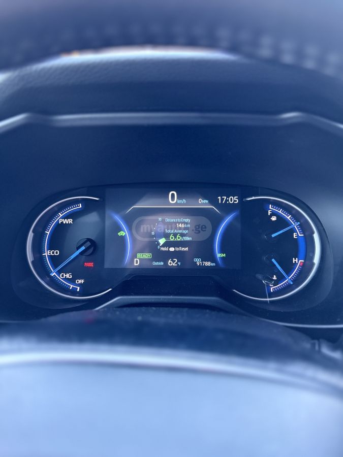Toyota Rav 4 - фото 12