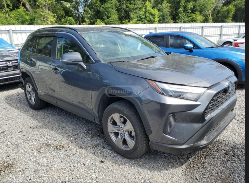 Toyota LE 4dr All-Wheel Drive Automat — миниатюра 2