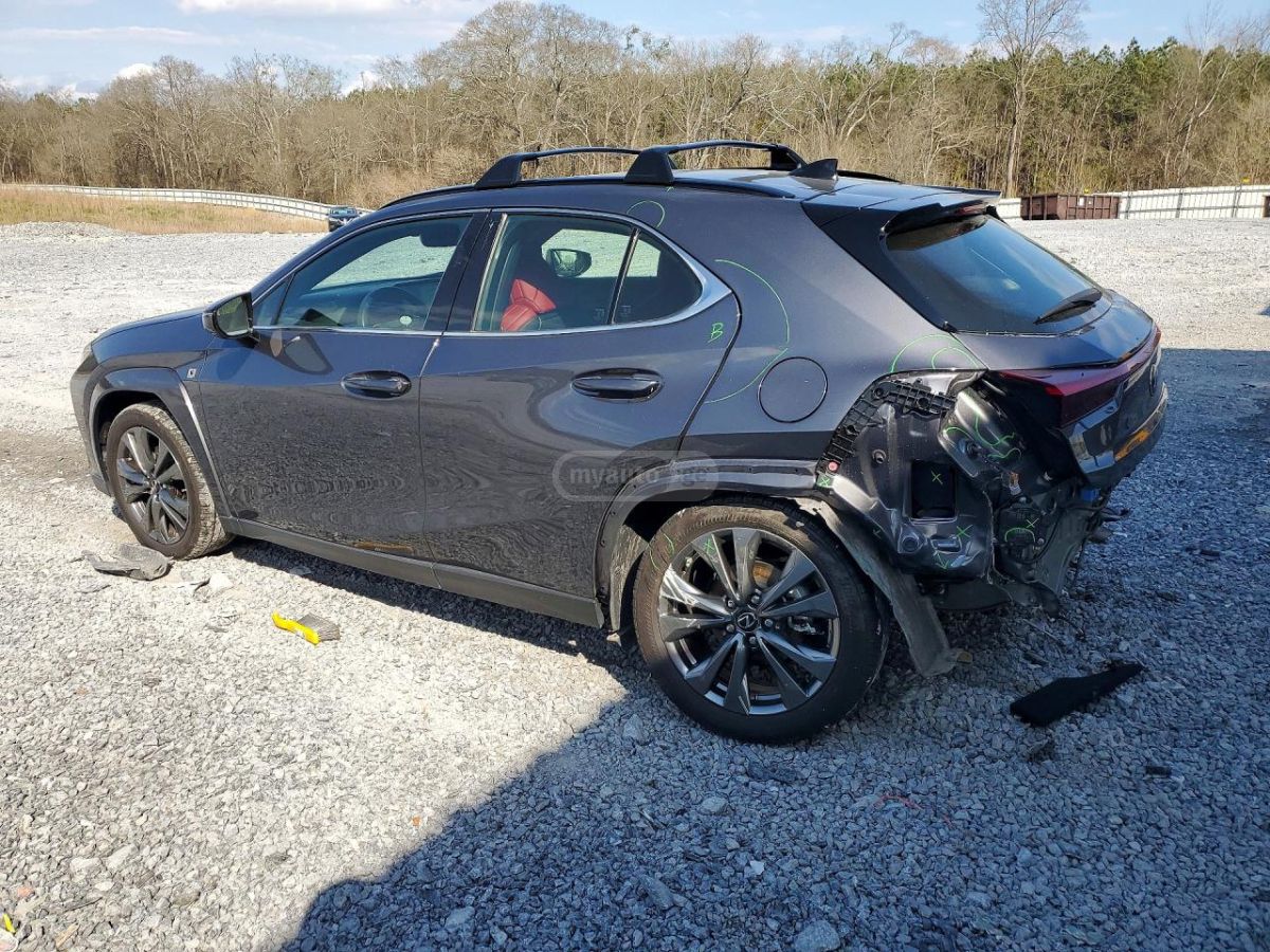 Lexus UX 250 h - фото 3