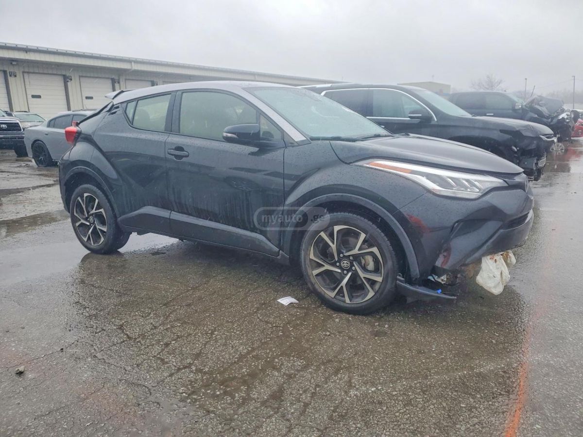 Toyota CHR - фото 4