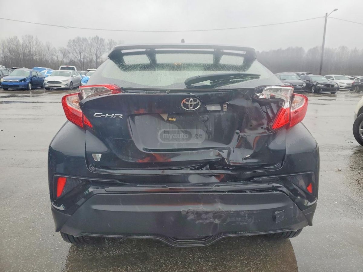Toyota CHR - фото 6