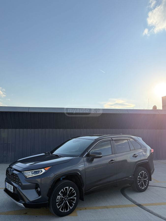 Toyota RAV 4 - фото 2