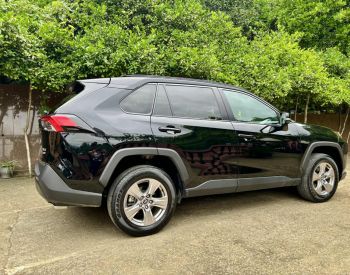 ToyotaRAV 4