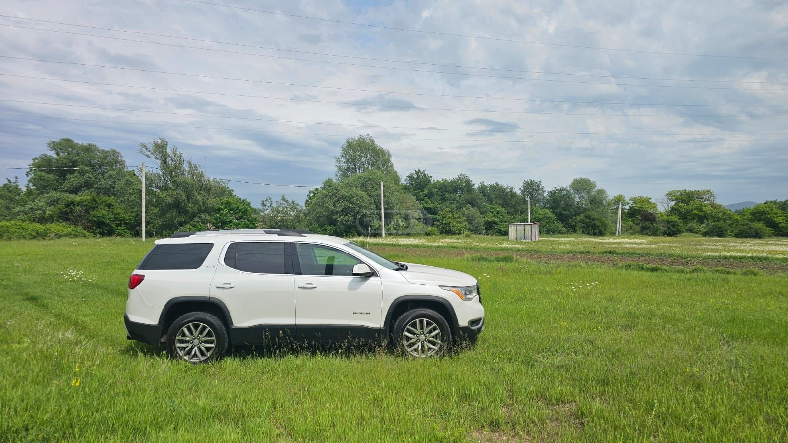 GMC Acadia - фото 1