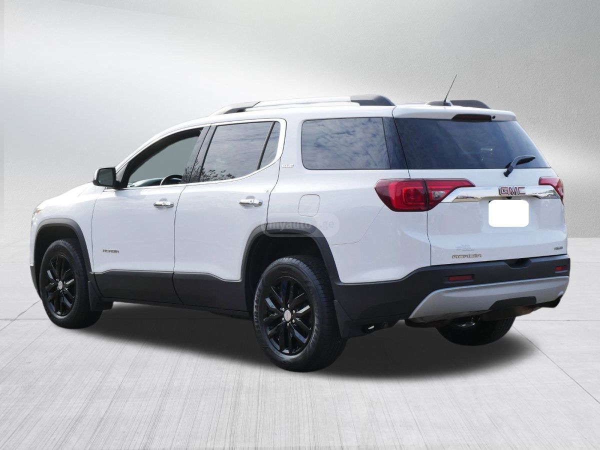 GMC Acadia - фото 4