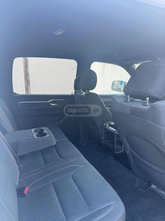 Dodge RAM 2023 — миниатюра 4