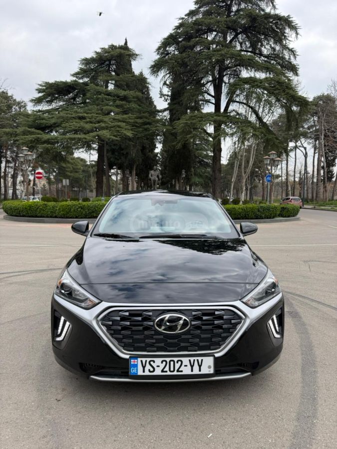 Hyundai Ioniq - фото 3