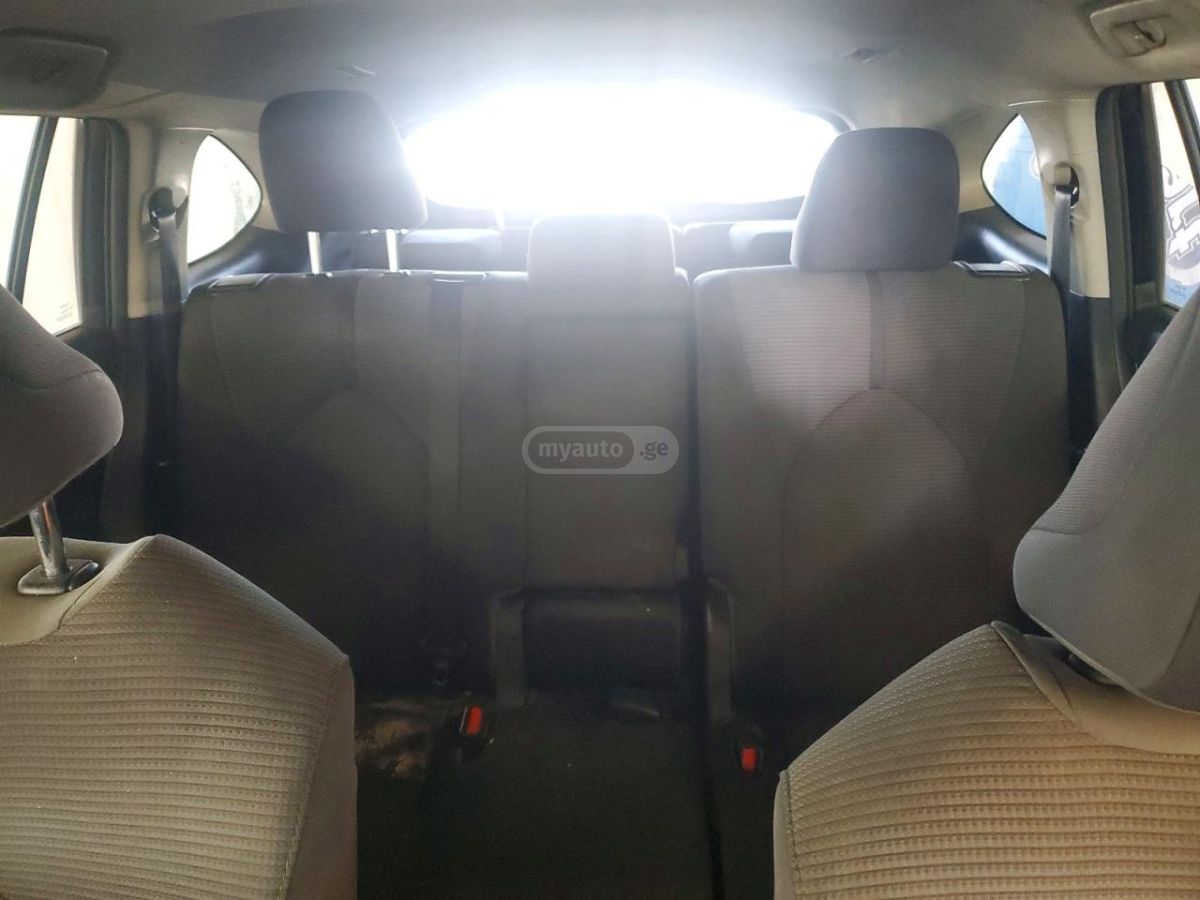 Toyota Highlander - фото 10