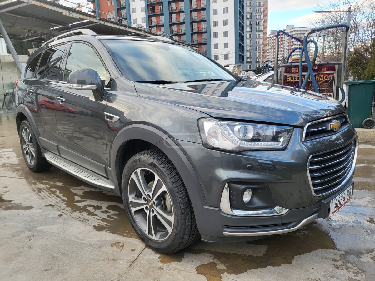 Chevrolet Captiva - фото 1